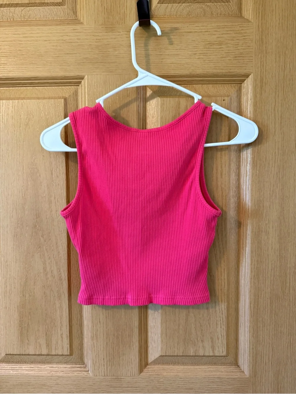 Amazon Pink Two-Tone Ribbed Crop Tank with Rhinestone Star - Picture 2 of 3